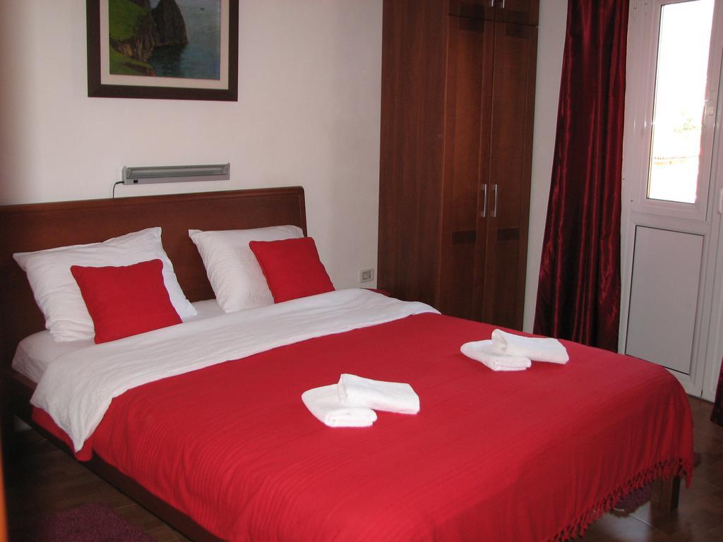 R-Club Old Town Apartments Budva Room photo